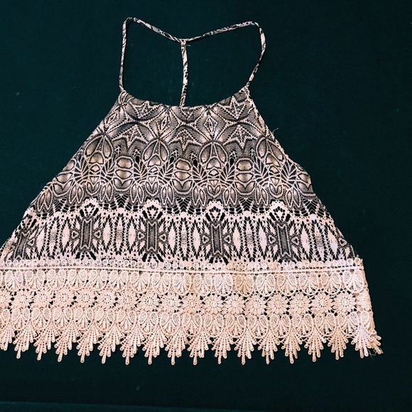 Meet your Posher, Verneicia - Picture 3 of 8